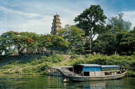 Tour Di Sản Miền Trung | Đà Nẵng - Sơn Trà - Hội An - Bà Nà - Huế - La Vang - Động Phong Nha 5 Ngày